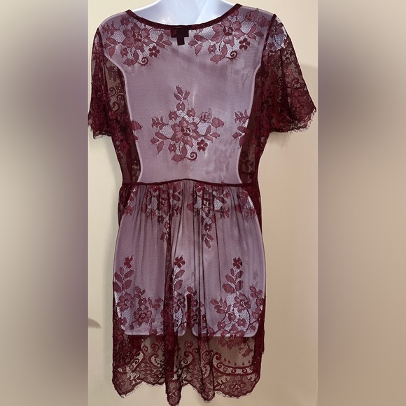 Torrid Babydoll Sheer Lace Short Sleeve Top - Picture 4 of 4